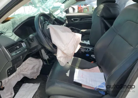 Honda Civic Tour z USA, uszkodzony, nr VIN 2HGFE1F97NH306401